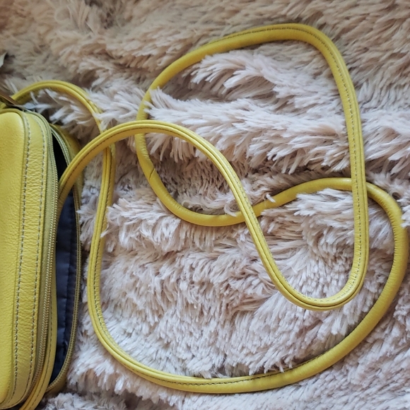 Fossil Lola Mini Bag Mimosa Yellow Leather - Picture 4 of 6
